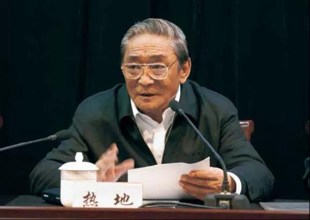 白小姐精选三肖四码澳门和热地同志逝世与热地同志简历